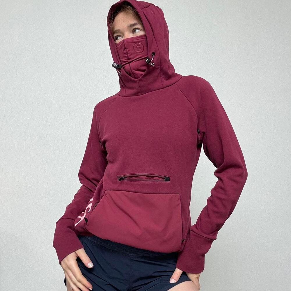 Backcountry maroon sweatshirt with built in buff